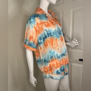 Love+Harmony Tie-Dye Short Sleeve Shirt - Orange and Blue Size L.
